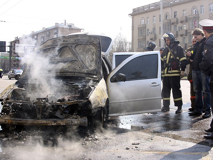 Какой на самом деле срок годности у автомобильного огнетушителя