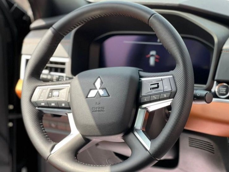 Mitsubishi остается в России?