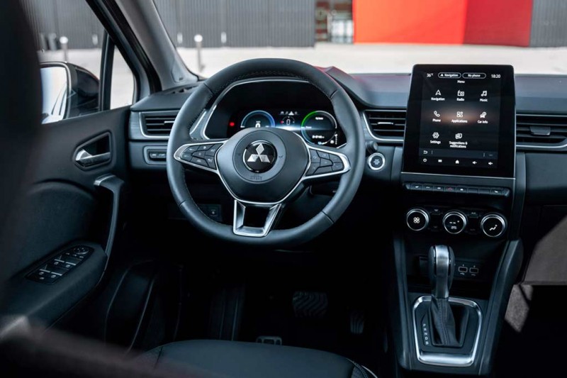 Новый Mitsubishi ASX II второго поколения оказался перелицованным Рено Каптур 5 Новый Mitsubishi ASX II второго поколения оказался перелицованным Рено Каптур