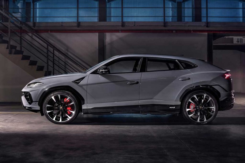 Lamborghini Urus S: обновленная версия итальянского кроссовера 3 Lamborghini Urus S: обновленная версия итальянского кроссовера