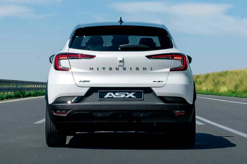 Новый Mitsubishi ASX II второго поколения оказался перелицованным Рено Каптур 3 Новый Mitsubishi ASX II второго поколения оказался перелицованным Рено Каптур