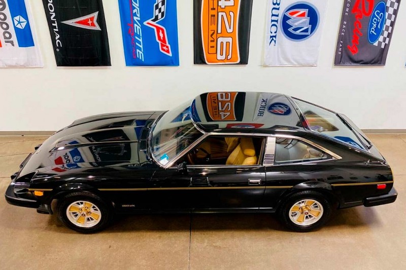 Уникальный экземпляр Datsun 280ZX 2+2 GL 1979 продают за 5,2 млн рублей
