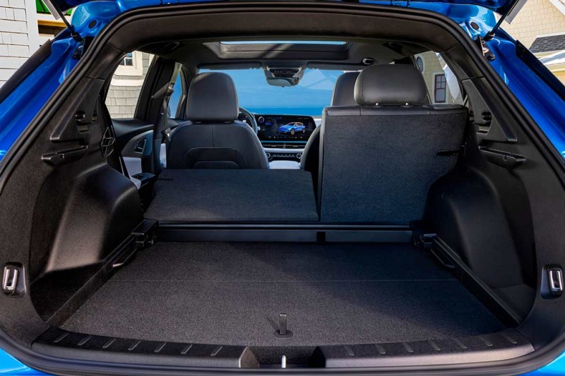 Еще один электрический Шевроле: представлен новый Chevrolet Equinox EV