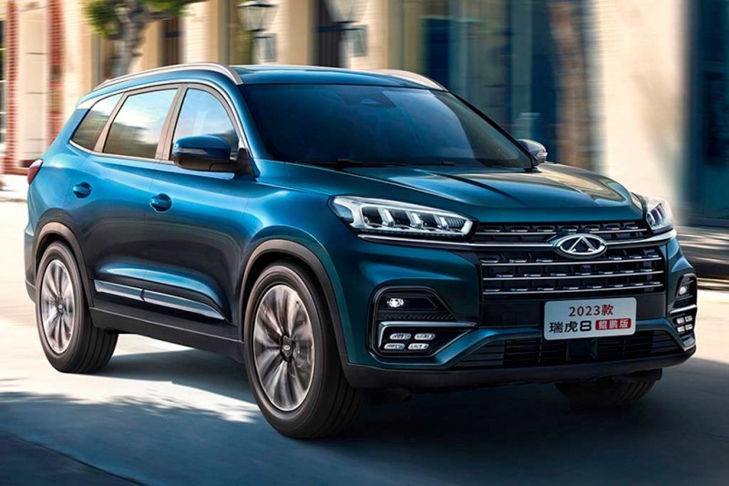 Обычный Chery Tiggo 8 до сих пор в строю: кроссовер получил новый салон