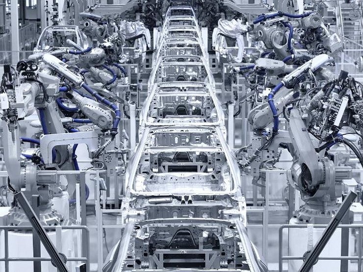 Доедет ли до России кроссовер Geely Atlas нового поколения
