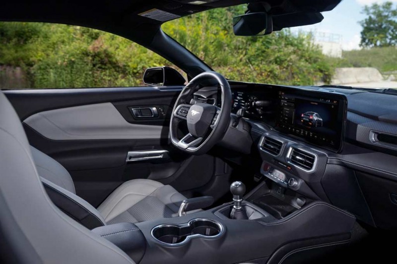 Ford Mustang 2024: представлен новый Мустанг 7 поколения