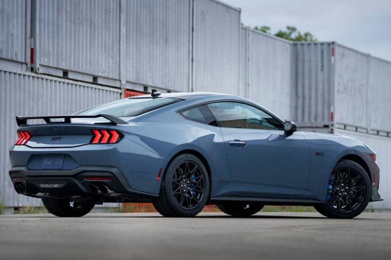 Ford Mustang 2024: представлен новый Мустанг 7 поколения