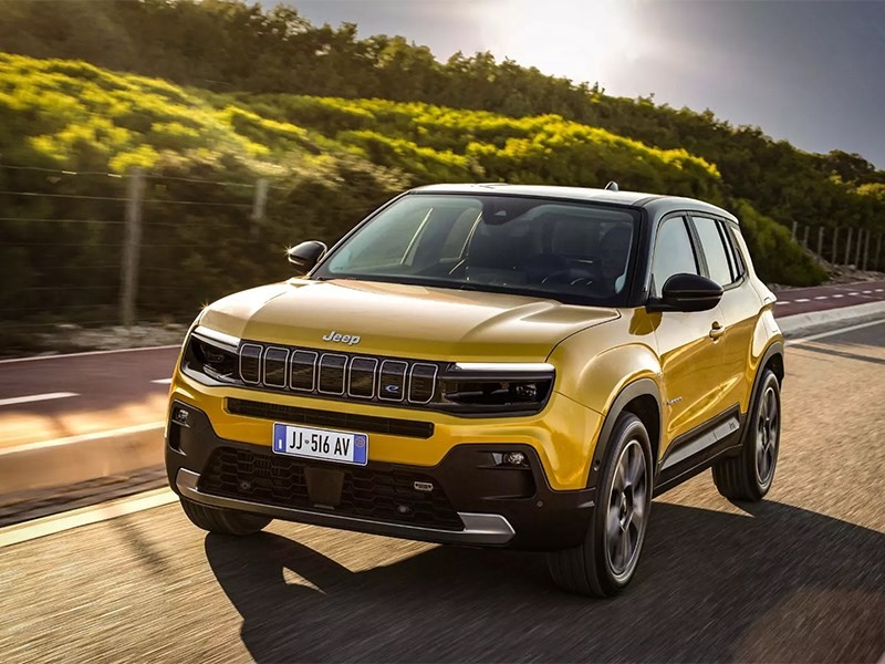 Jeep представил целое семейство новых электромобилей