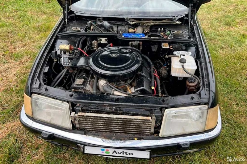 Редкую мелкосерийную &laquo;Волгу&raquo; с двигателем V8 продают в Самарской области за 1,5 млн руб