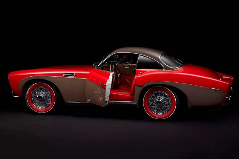 На Goodwood Revival 2022 покажут крайне редкий классический спорткар Pegaso Z102B