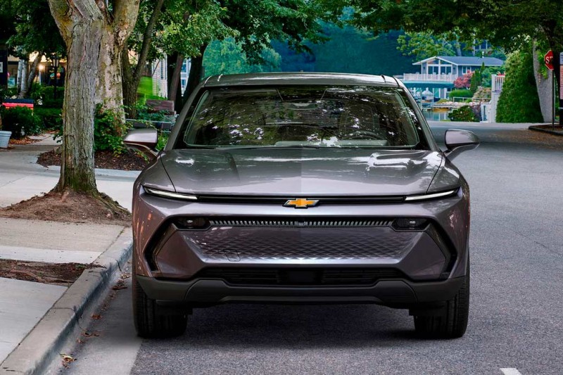 Еще один электрический Шевроле: представлен новый Chevrolet Equinox EV
