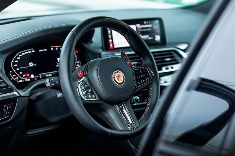 Manhart MHX4 600: 635-сильный вариант BMW X4 M Competition с карбоновым обвесом