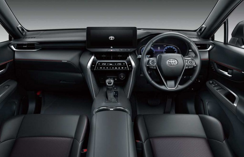 Кроссовер Toyota Harrier получил 300-сильную гибридную PHEV-версию