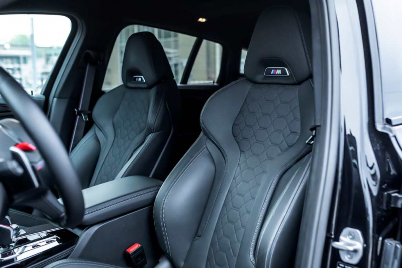 Manhart MHX4 600: 635-сильный вариант BMW X4 M Competition с карбоновым обвесом