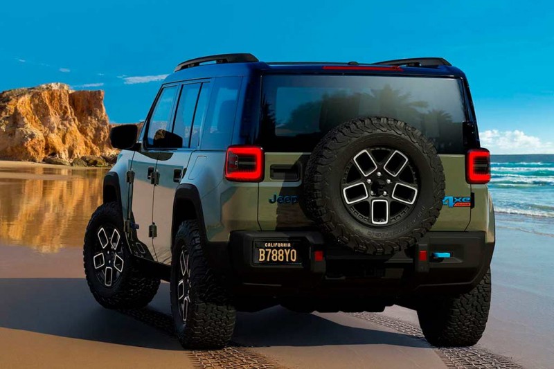 Компания Jeep представила сразу три будущие электрические модели