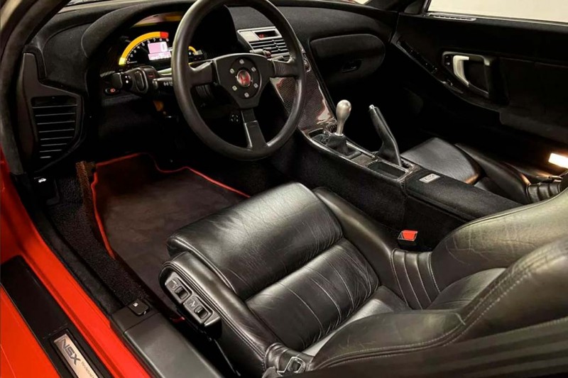 Эффектную Honda NSX 1991 от японского ателье VeilSide продают за 3,5 млн рублей