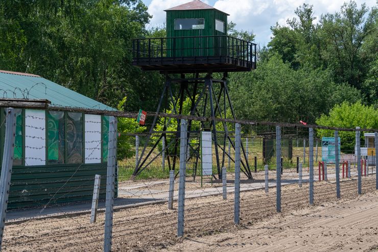 Пощипать эмигрантов: ФСБ массово задерживает сотрудников ГИБДД Северной Осетии за взятки