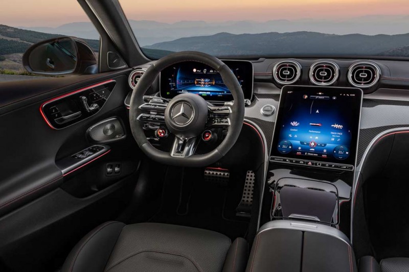 Mercedes-AMG C63 S E Performance: представлен 680-сильный гибрид с &laquo;турбочетверкой&raquo;