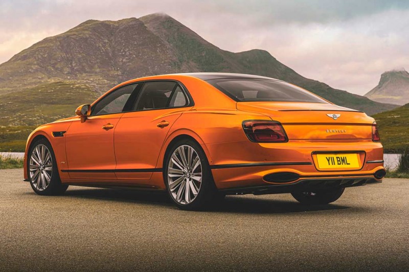 Bentley Flying Spur Speed: &laquo;заряженная&raquo; версия седана с хорошо знакомым мотором W12