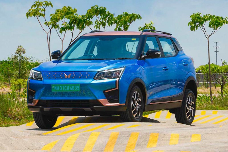 В Индии представлен электрический кроссовер Mahindra XUV400 на базе SsangYong Tivoli