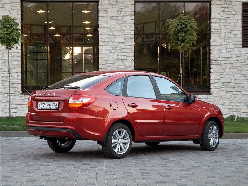 Lada Vesta поделится своими цветами с моделью Granta