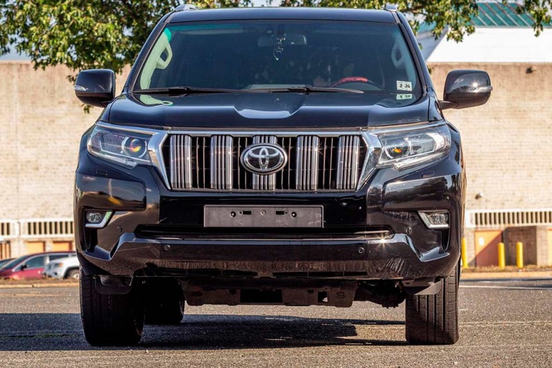 Кто-то переделал Lexus GX в Ленд Крузер Прадо: владелец накатал на нем 300 000 км