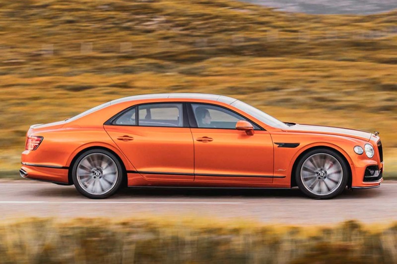 Bentley Flying Spur Speed: &laquo;заряженная&raquo; версия седана с хорошо знакомым мотором W12