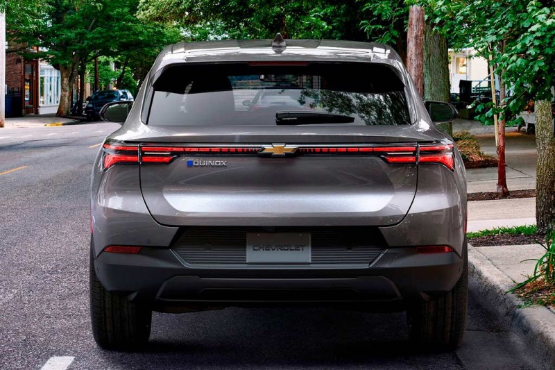 Еще один электрический Шевроле: представлен новый Chevrolet Equinox EV
