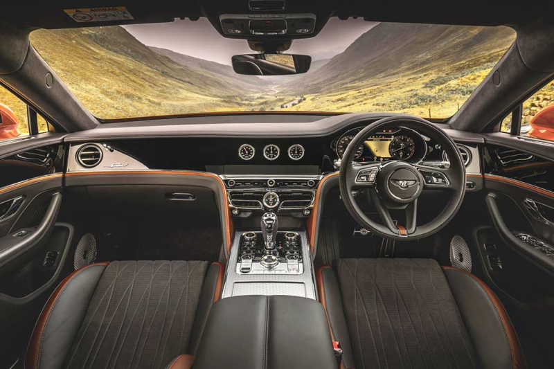 Bentley Flying Spur Speed: &laquo;заряженная&raquo; версия седана с хорошо знакомым мотором W12