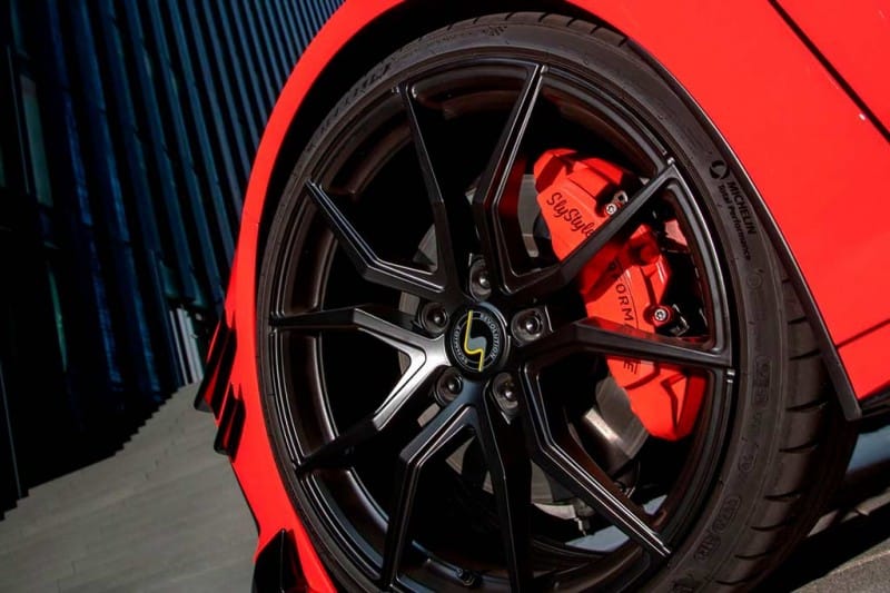 Немцы сделали открытый Chevrolet Corvette C8 агрессивнее и быстрее