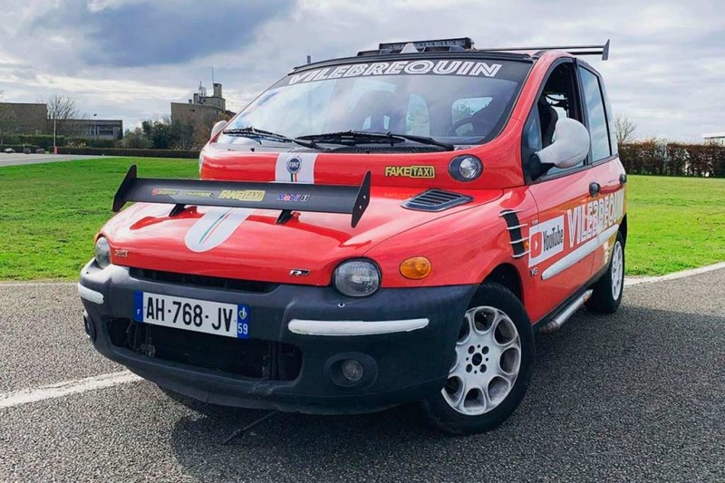 Французские блогеры представили 1 000-сильный вариант Fiat Multipla