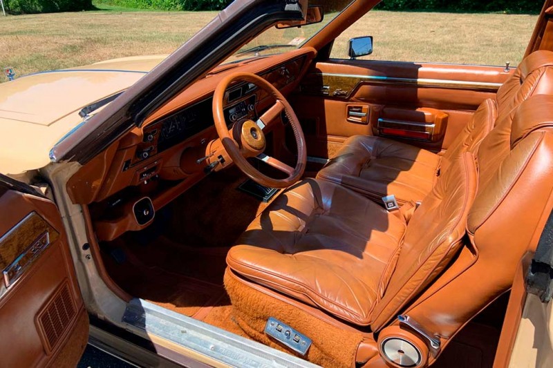На торги выставлен редкий &laquo;вседорожный&raquo; кабриолет AMC Eagle Sundancer Limited 1981