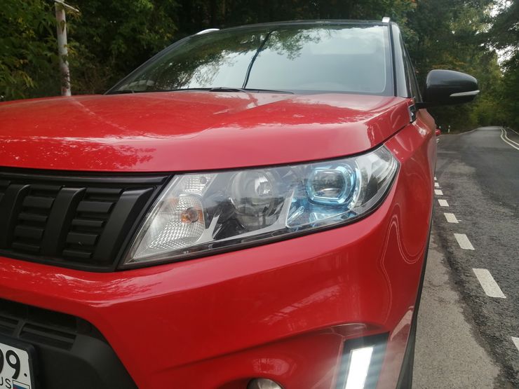 LADA Vesta из будущего: Suzuki Vitara как предчувствие обещанного АВТОВАЗом кроссовера 3 LADA Vesta из будущего: Suzuki Vitara как предчувствие обещанного АВТОВАЗом кроссовера