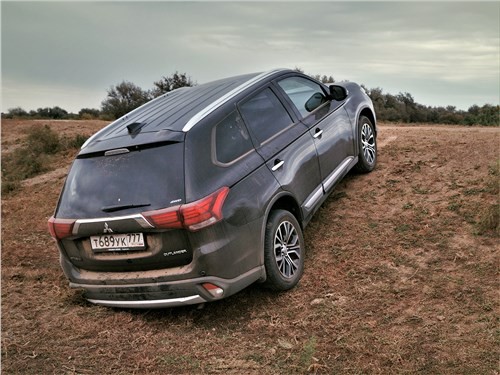 Почему Mitsubishi Outlander всегда будет в тренде