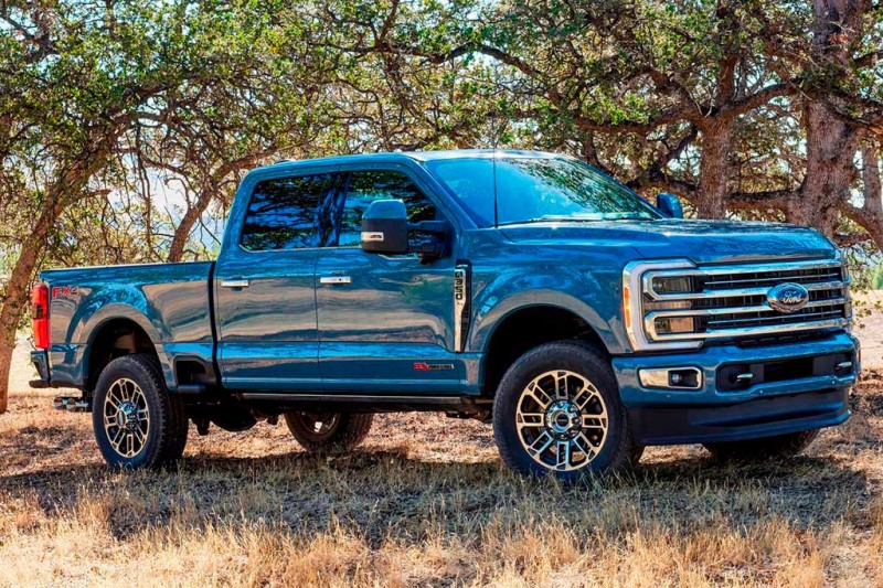 Американцы рассекретили новое поколение больших пикапов Ford Super Duty