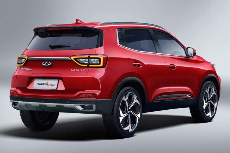 В России начались продажи Chery Tiggo 4 Pro: озвучены комплектации и цены