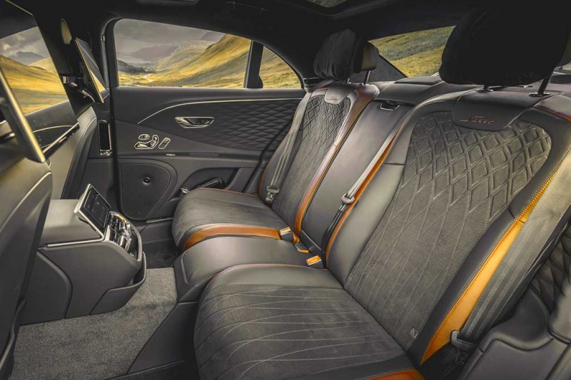 Bentley Flying Spur Speed: &laquo;заряженная&raquo; версия седана с хорошо знакомым мотором W12