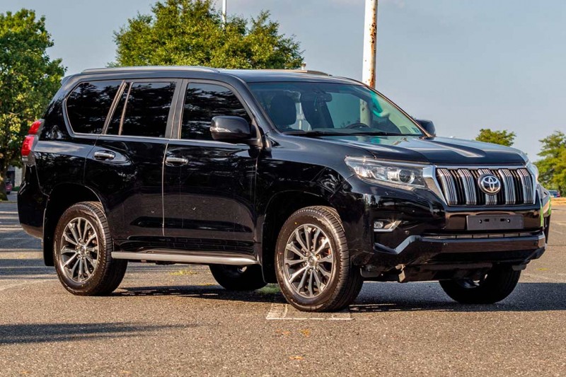 Кто-то переделал Lexus GX в Ленд Крузер Прадо: владелец накатал на нем 300 000 км