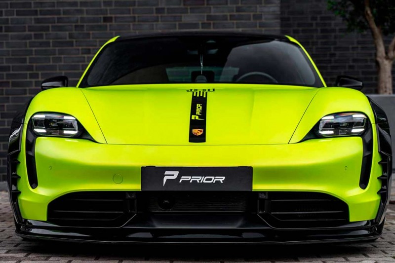 Porsche Taycan Turbo и Turbo S получили широкофюзеляжный обвес от Prior Design