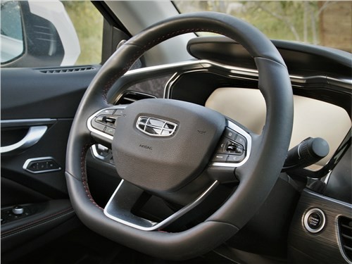 Тест-драйв Geely Tugella (поколение I) - Привидение с турбомотором