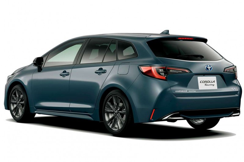 Обновленная Toyota Corolla для японского рынка лишилась турбомоторов