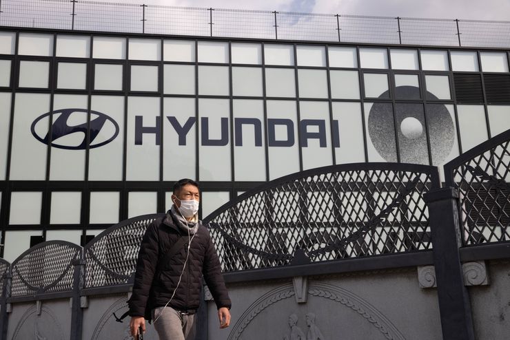 Hyundai может объявить об уходе из России в конце октября 2 Hyundai может объявить об уходе из России в конце октября