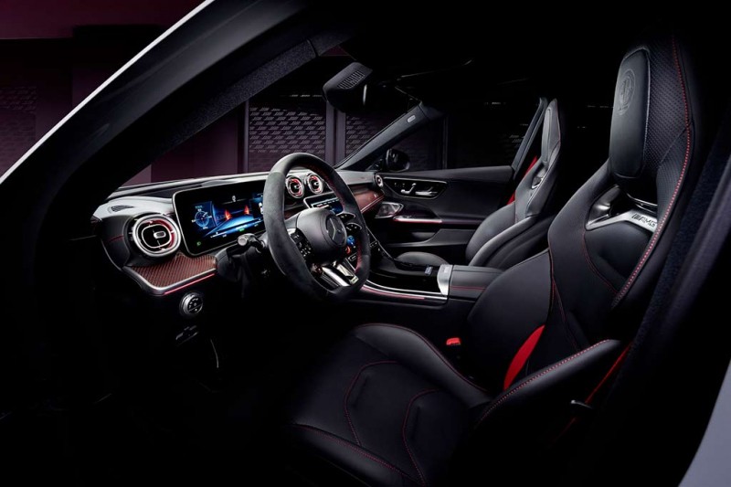 Mercedes-AMG C63 S E Performance получил «формульную» спецверсию F1 Edition 2 Mercedes-AMG C63 S E Performance получил «формульную» спецверсию F1 Edition