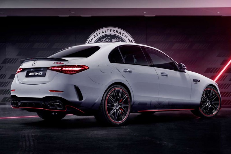 Mercedes-AMG C63 S E Performance получил «формульную» спецверсию F1 Edition 3 Mercedes-AMG C63 S E Performance получил «формульную» спецверсию F1 Edition
