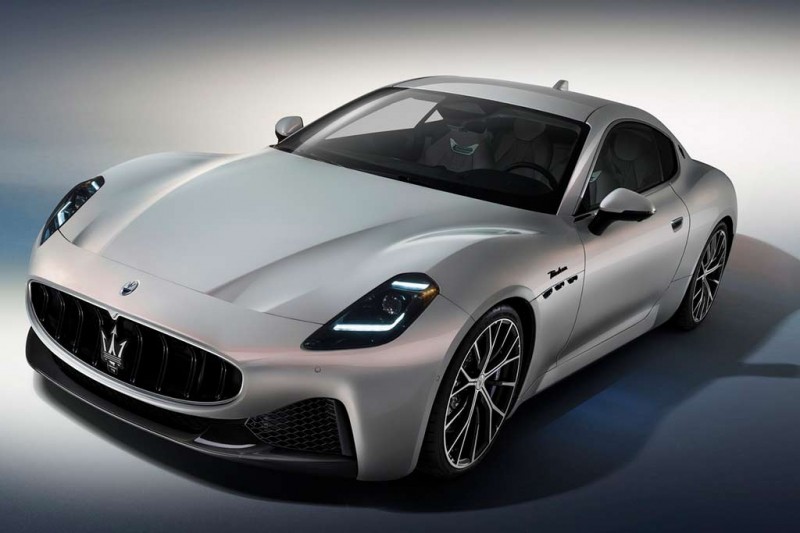 Представлен новый Maserati GranTurismo II: две бензиновые версии и полноценный электрокар