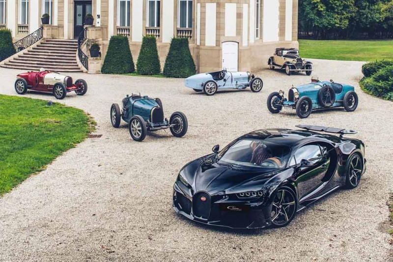 Bugatti потратила 2,5 года на уговоры коллекционера продать ей раритетные машины