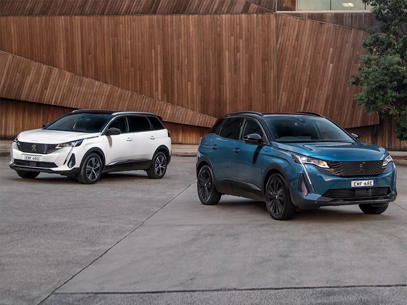 Кроссоверы Peugeot 3008 и 5008 подвергли модернизации