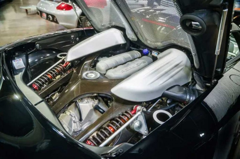 Ценник за Porsche Carrera GT от первого владельца с низким пробегом улетел за $1,5 млн