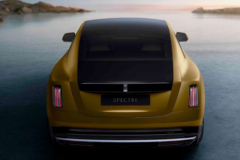 Rolls-Royce Spectre: представлен первый электрокар британской марки