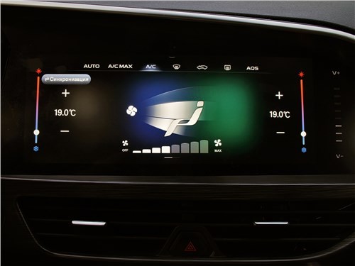 Тест-драйв Geely Tugella (поколение I) - Привидение с турбомотором